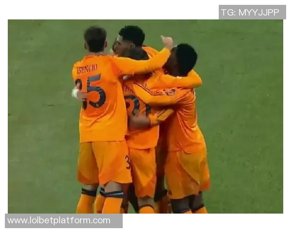 欧冠激战拜仁与曼城互交白卷门将神扑成比赛焦点