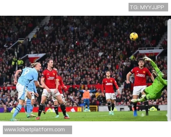 英超激战：多特蒙德绝杀曼联全场沸腾精彩集锦回顾