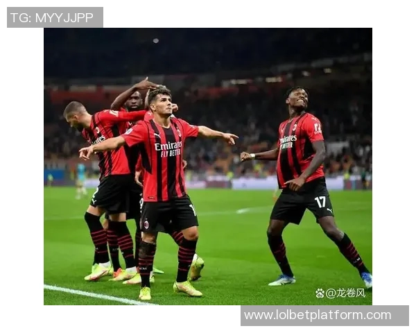 意甲激战:那不勒斯与拜仁1比1平局红牌事件引发全场热议 意甲激战:那不勒斯与拜仁1比1平局红牌事件引发全场热议