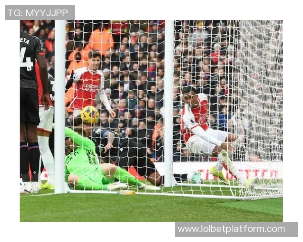 中超赛场惊现冷门阿森纳大胜那不勒斯引发全场狂欢