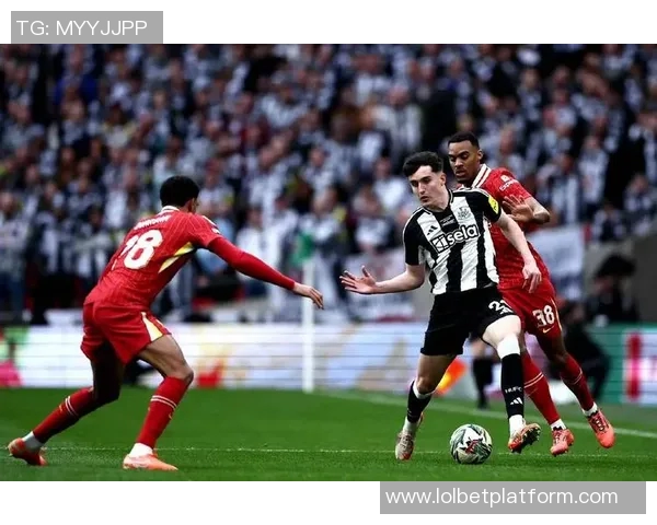 世界杯激战利物浦与马竞平局补时进球引发全场狂欢赛后深度解析 世界杯激战利物浦与马竞平局补时进球引发全场狂欢赛后深度解析