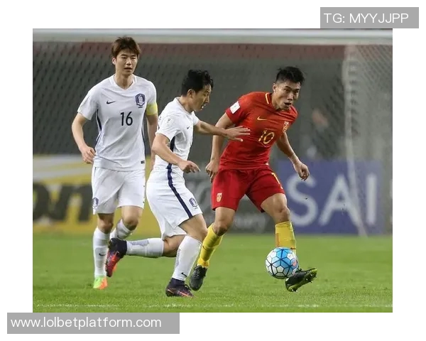 世界杯激战尤文图斯与里昂0比0平补时争议进球引发全场热议