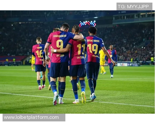 西甲激战：那不勒斯大胜里昂乌龙球引发全场狂欢