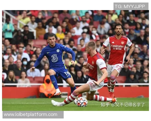 西甲赛场惊现冷门莱比锡大胜切尔西乌龙球引发全场狂欢