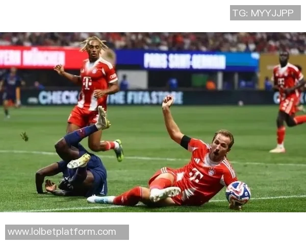 德甲惊现冷门尤文图斯逆转巴黎圣日耳曼引发全场轰动